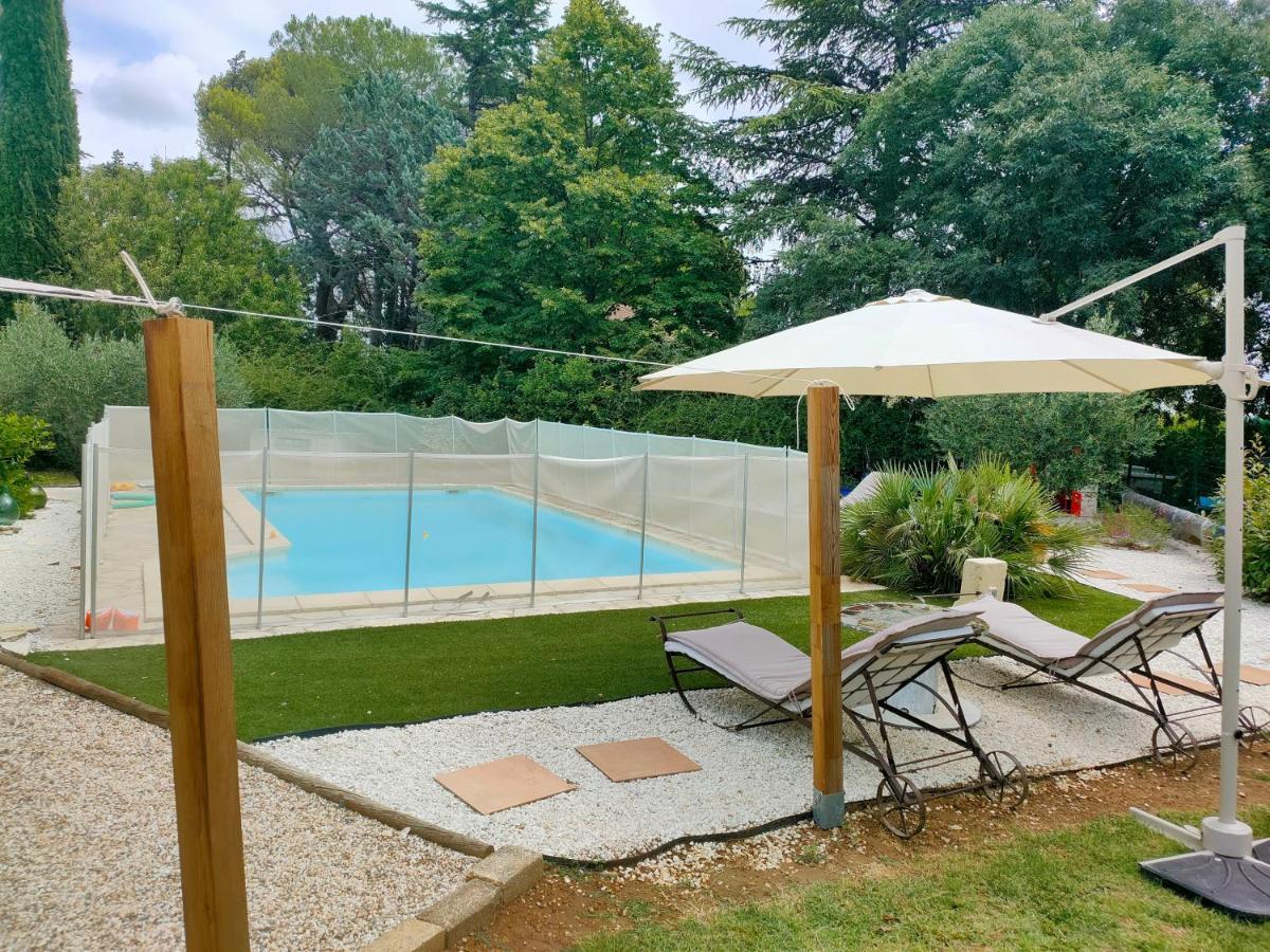 레드넌 Au Mazet Du Parc B&B 외부 사진